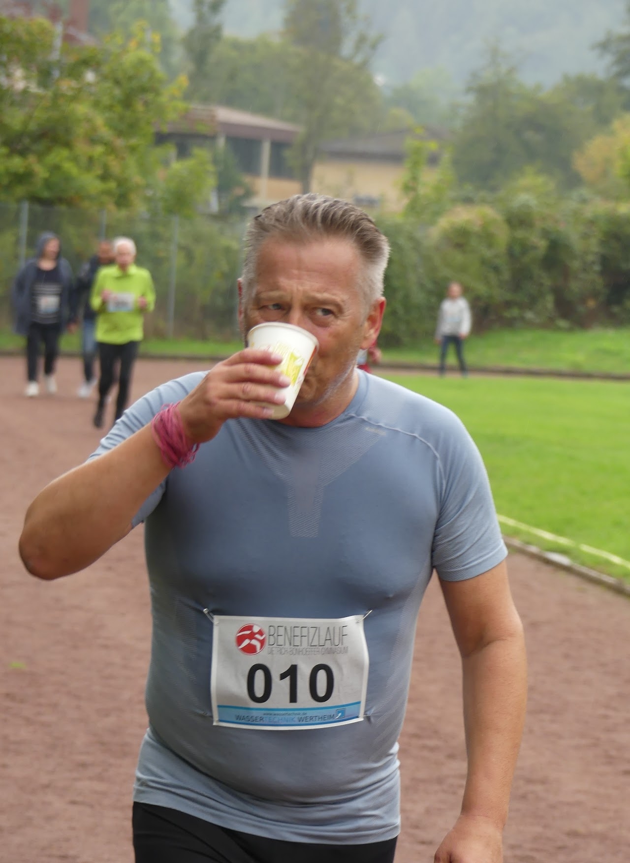 Bild vom 13. Benefizlauf im Jahr 2022. Dies ist das 572. Bild.